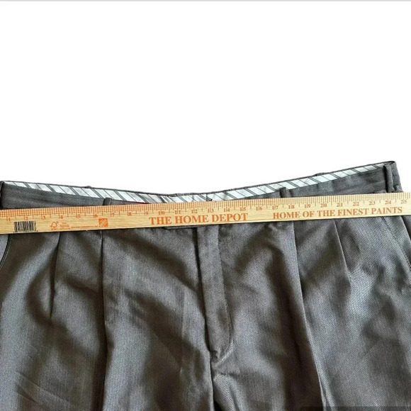VTG PHAT FARM Premium Dress Pants Mens 51R Slacks Gray Silver Satin Pleat Cuff - Picture 4 of 10